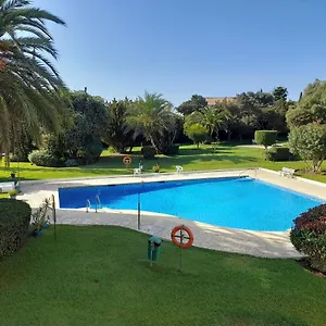 apartment-with-pool-near-the-beach.es-andalucia.com/